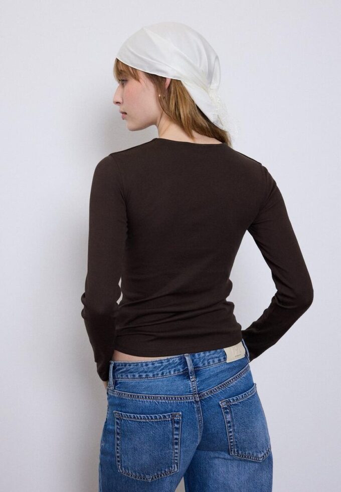 Langärmliges Basic-T-Shirt Langärmliges Basic-T-Shirt