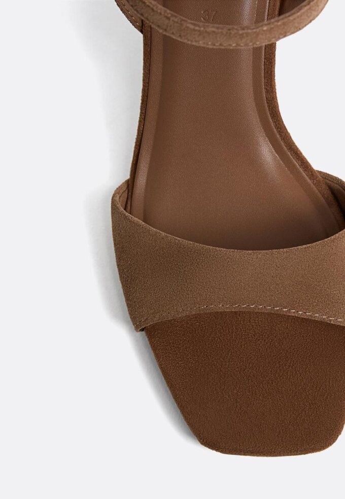 Leder-Sandaletten mit hohem Absatz