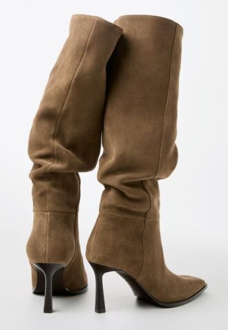 Leder-Stiefel mit Slouchy-Stiletto-Absatz