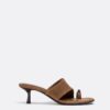 Ledersandaletten mit Kitten-Heel
