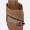 Ledersandaletten mit Kitten-Heel