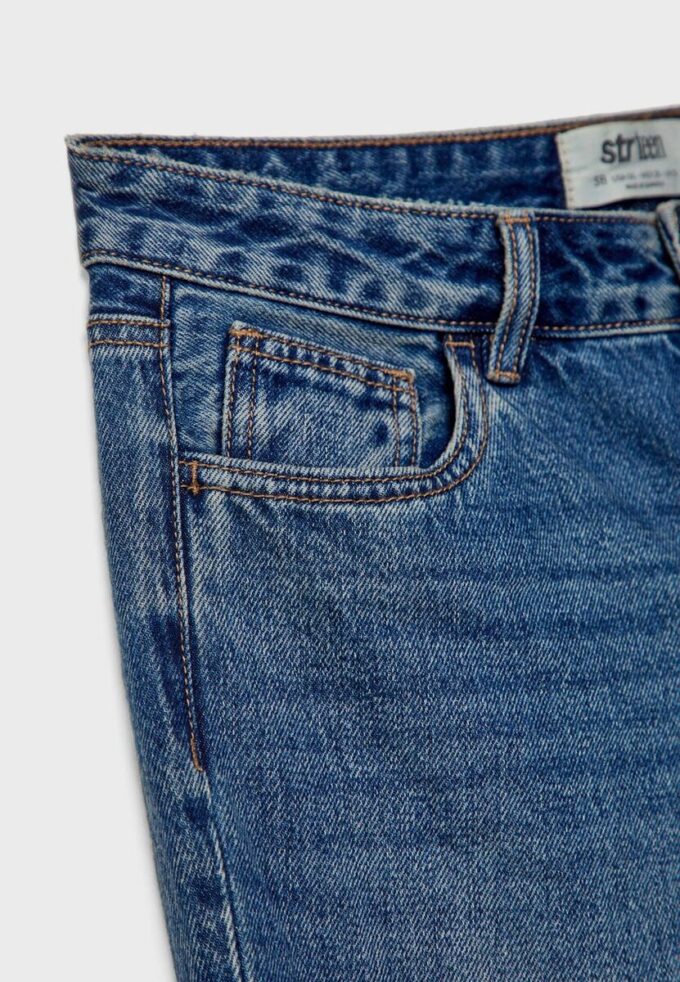 Low-Rise-Jeans mit geradem Bein