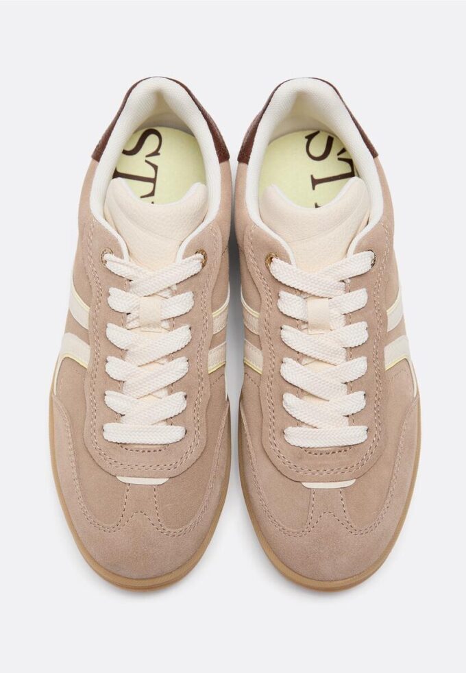 Lässige Ledersneaker