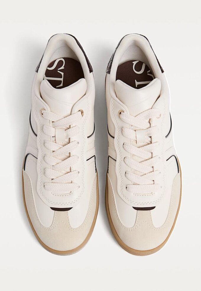 Lässige Retro-Sneaker Lässige Retro-Sneaker