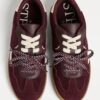 Lässige Sneaker mit doppelter Schnürung Lässige Sneaker mit doppelter Schnürung