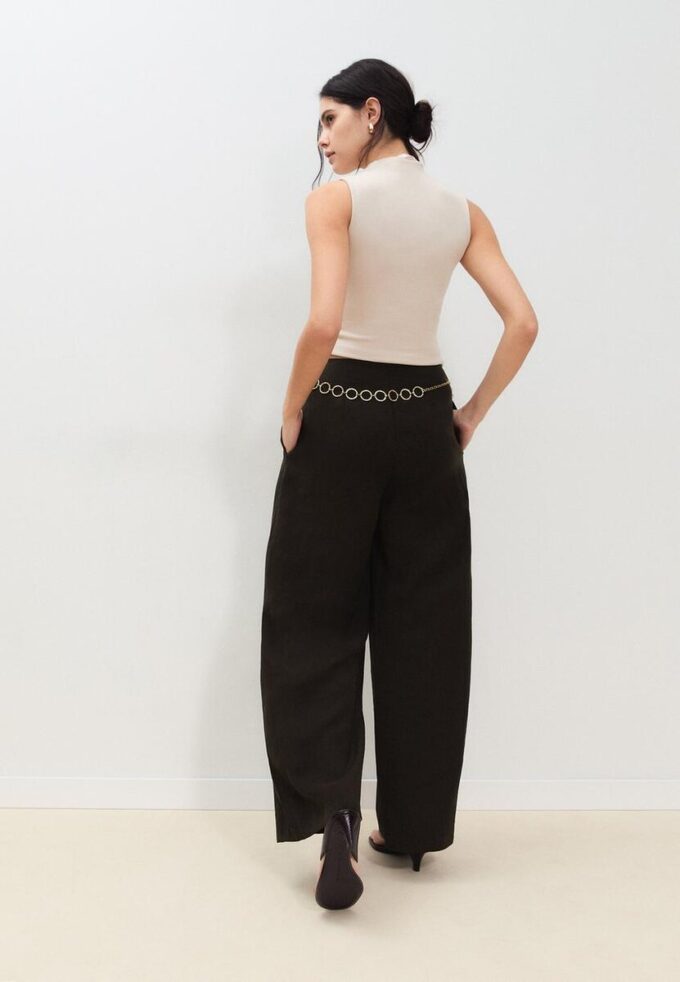 Lyocell-Hose mit Abnähern und Kette