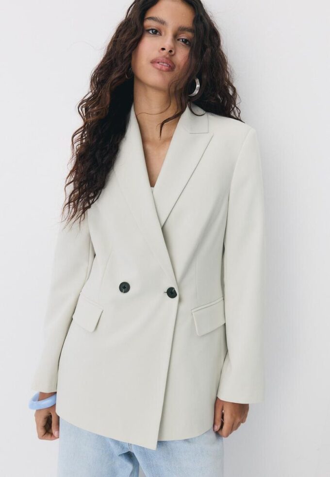 Maßgeschneiderter Blazer Maßgeschneiderter Blazer