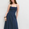 Midi-Halterkleid mit Perlenverzierung Midi-Halterkleid mit Perlenverzierung