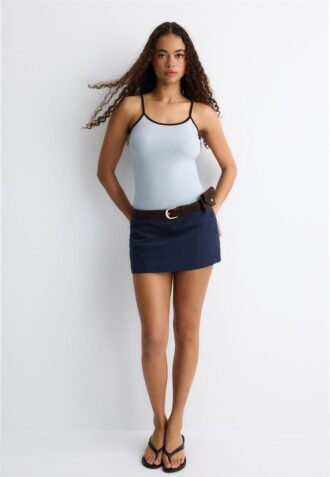 Mini-Skort aus Kunstwildleder