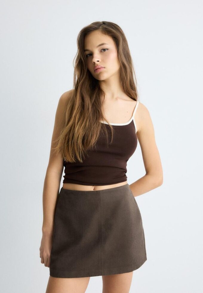 Mini-Skort aus Kunstwildleder