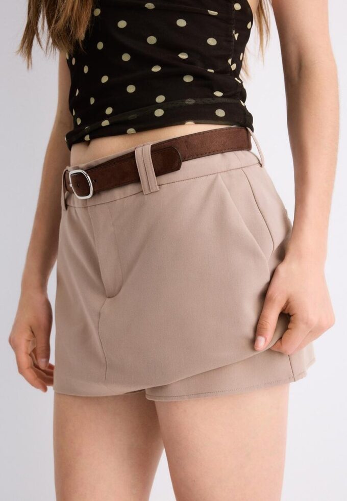 Mini-Skort mit Gürtel