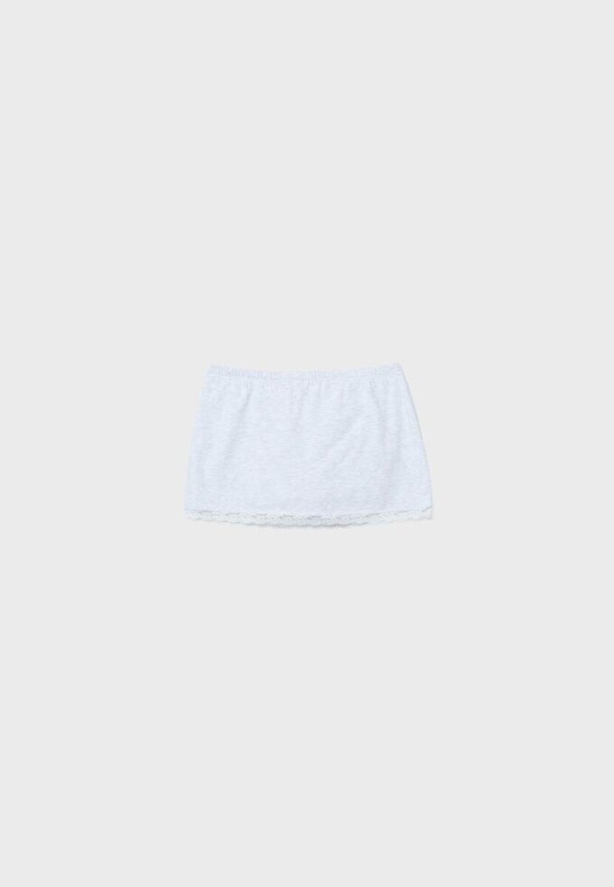 Mini-Skort mit Spitzenbesatz Mini-Skort mit Spitzenbesatz
