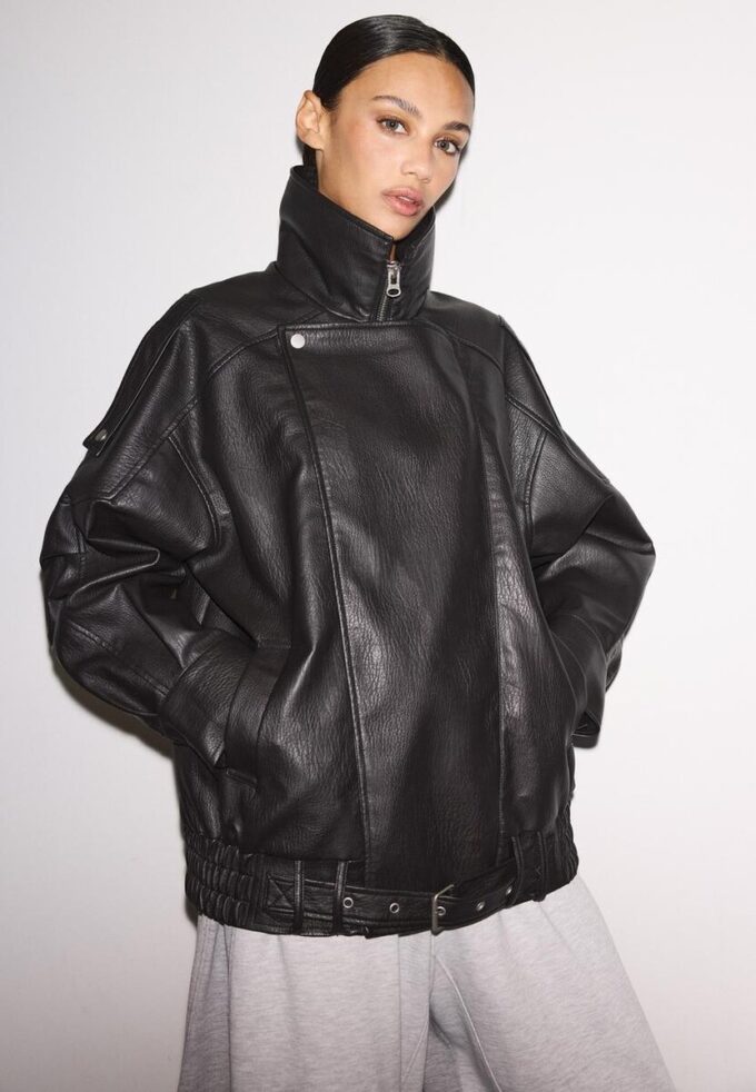 Oversize-Kunstlederjacke mit Revers