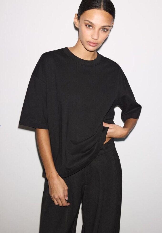 Oversize-T-Shirt mit kurzen Ärmeln