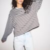 Oversize-T-Shirt mit langen Ärmeln und Streifenmuster Oversize-T-Shirt mit langen Ärmeln und Streifenmuster