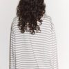 Oversize-T-Shirt mit langen Ärmeln und Streifenmuster Oversize-T-Shirt mit langen Ärmeln und Streifenmuster
