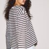 Oversize-T-Shirt mit langen Ärmeln und Streifenmuster Oversize-T-Shirt mit langen Ärmeln und Streifenmuster