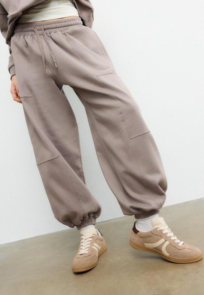Plüsch-Jogging-Hose im Ballon-Stil Plüsch-Jogging-Hose im Ballon-Stil