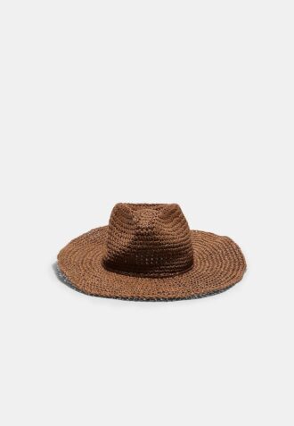 Raffia-Hut