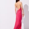 Rückenfreies Midi-Kleid mit Neckholder Rückenfreies Midi-Kleid mit Neckholder