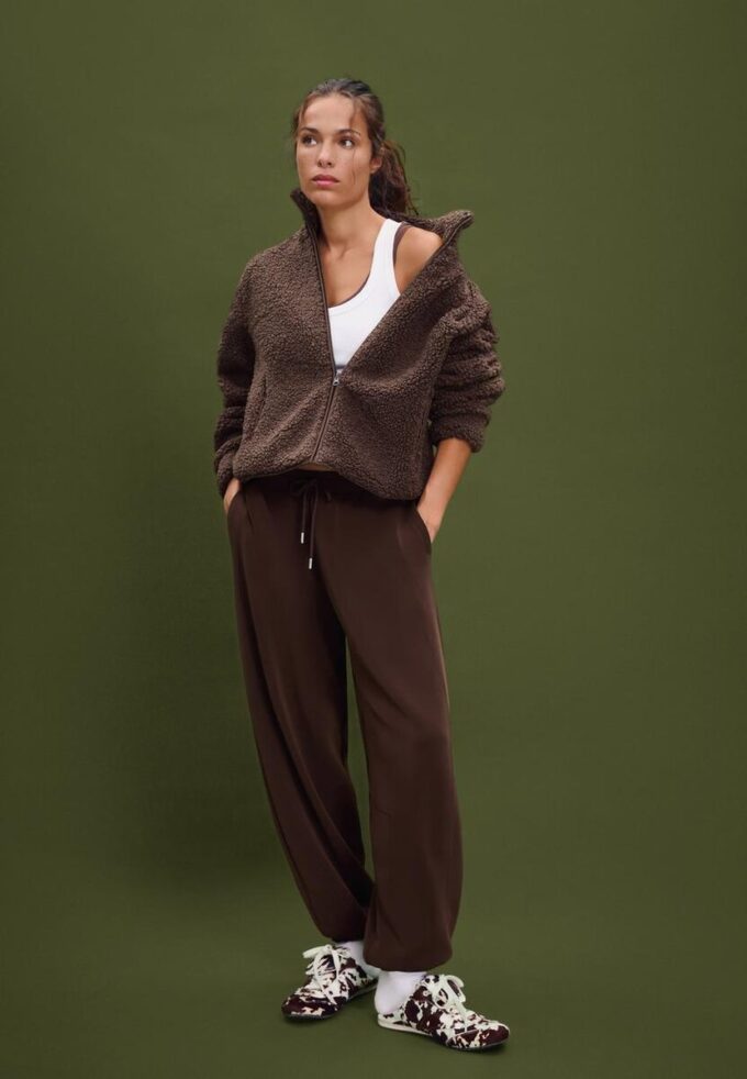 Reißverschlussjacke mit Kunstfellfutter Reißverschlussjacke mit Kunstfellfutter