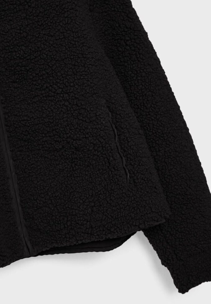 Reißverschlussjacke mit Kunstfellfutter Reißverschlussjacke mit Kunstfellfutter