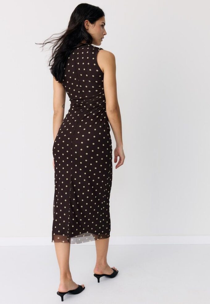 Ärmelloses Midikleid aus Tüll mit Polka-Dots Ärmelloses Midikleid aus Tüll mit Polka-Dots