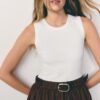 Ärmelloses Midikleid aus zwei Materialien mit Gürtel Ärmelloses Midikleid aus zwei Materialien mit Gürtel