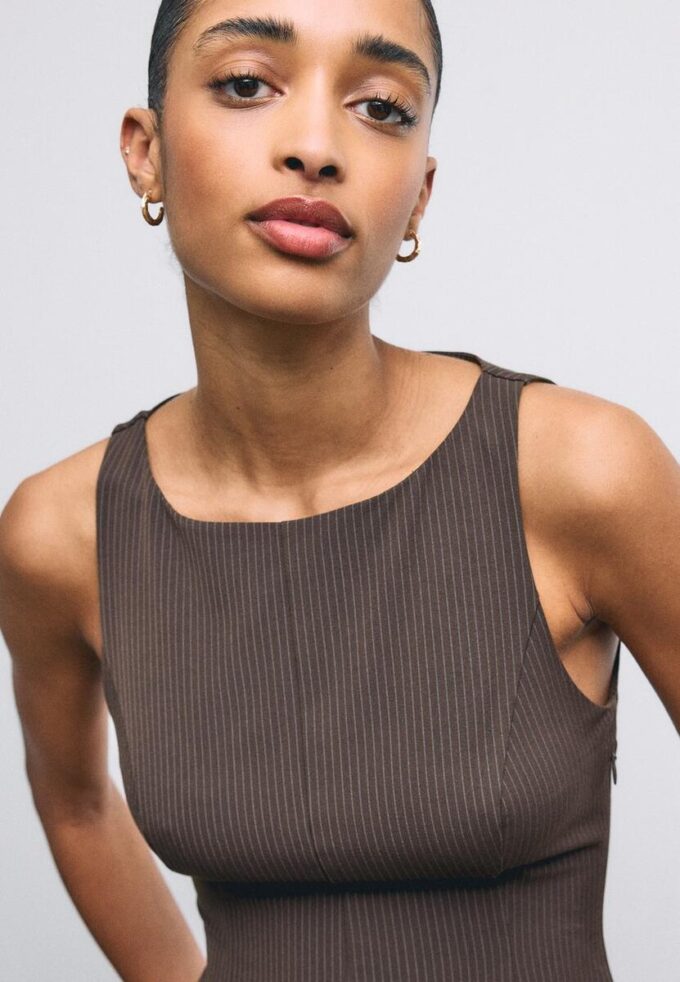 Ärmelloses Peplum-Oberteil Ärmelloses Peplum-Oberteil