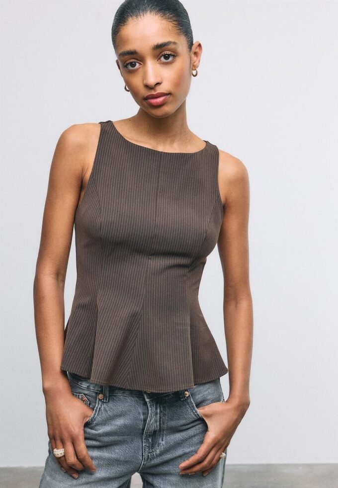 Ärmelloses Peplum-Oberteil Ärmelloses Peplum-Oberteil