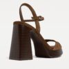 Sandalen aus Spaltleder mit Plateau