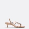 Sandaletten mit Kitten-Heel und Metall-Details Sandaletten mit Kitten-Heel und Metall-Details