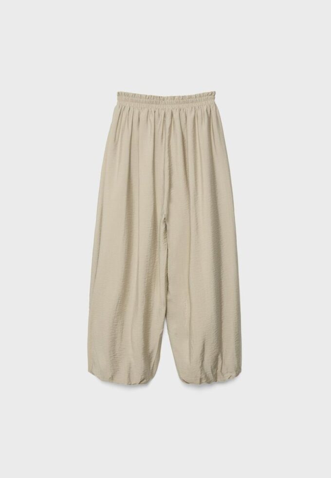 Sarouel-Hose mit Nieten