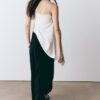 Satin-Oberteil mit asymmetrischem Saum