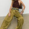 Satin-Sarouel-Hose mit Gürtel