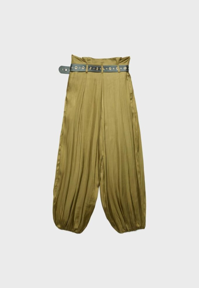 Satin-Sarouel-Hose mit Gürtel