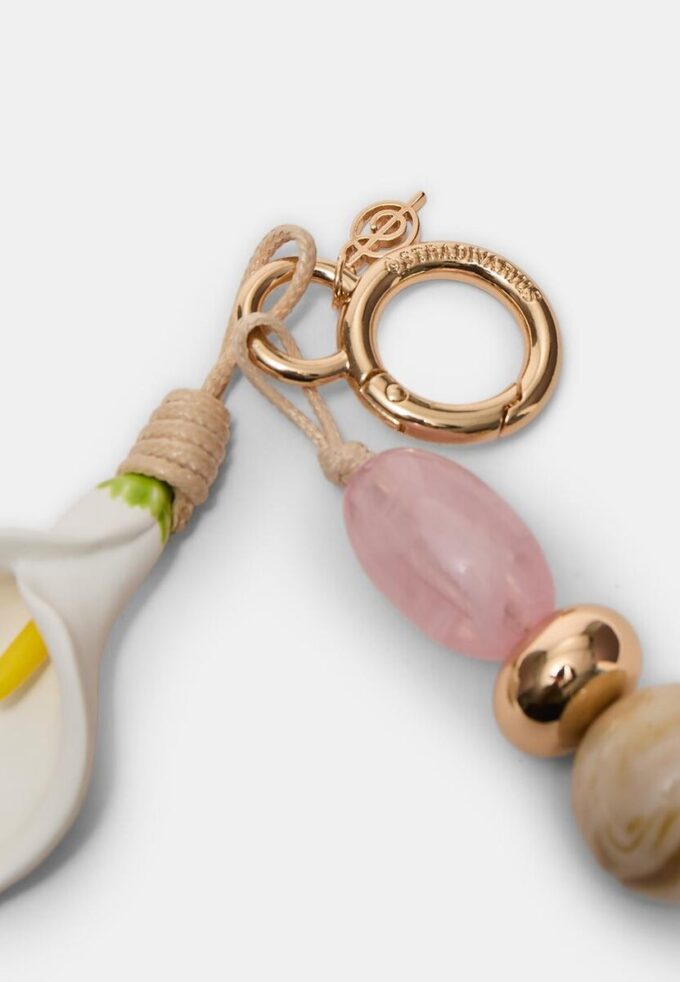 Schlüsselanhänger mit Calla-Lilie aus Perlen Schlüsselanhänger mit Calla-Lilie aus Perlen
