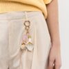 Schlüsselanhänger mit Calla-Lilie aus Perlen Schlüsselanhänger mit Calla-Lilie aus Perlen