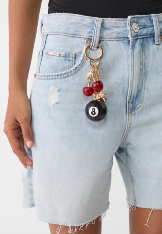 Schlüsselanhänger mit Nummer 8