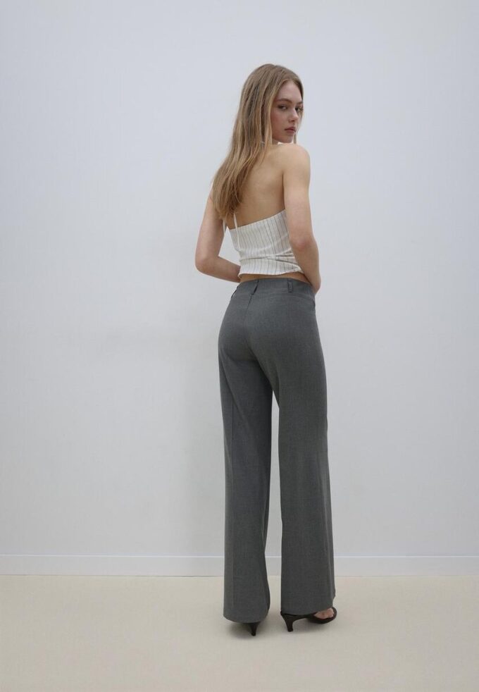Schmal geschnittene gerade Hose