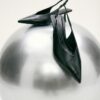 Schuhe mit V-Ausschnitt und Kitten-Absatz