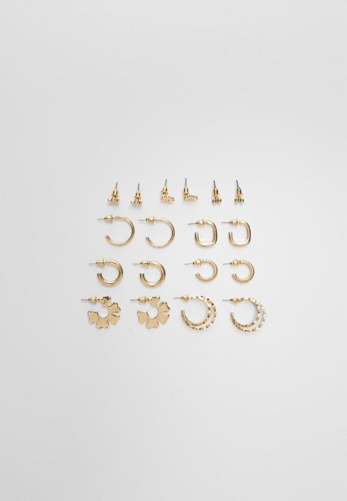 Set mit 9 Blumen-Ohrringen