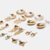 Set mit 9 Schmetterlings- und Kunstperlen-Ohrringen Set mit 9 Schmetterlings- und Kunstperlen-Ohrringen