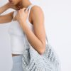 Shopper-Tasche aus Häkelstoff mit Metallfäden