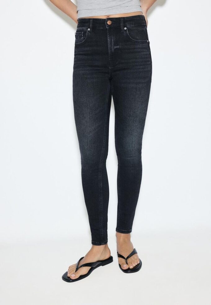 Skinny-Jeans mit normaler Taillenhöhe