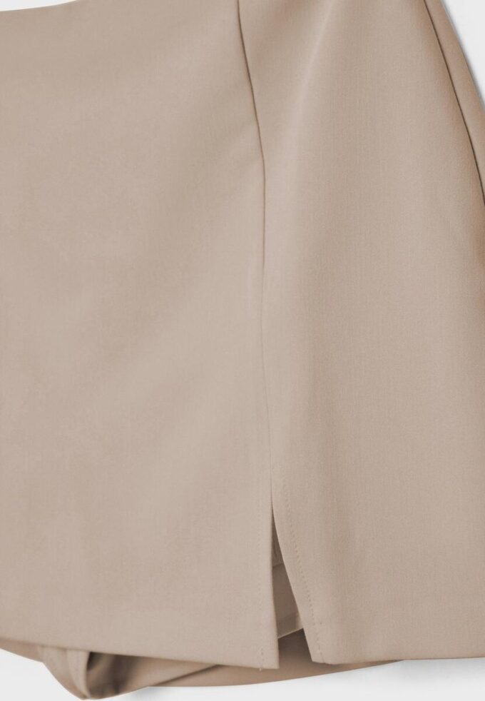 Skort mit Seitenschlitz
