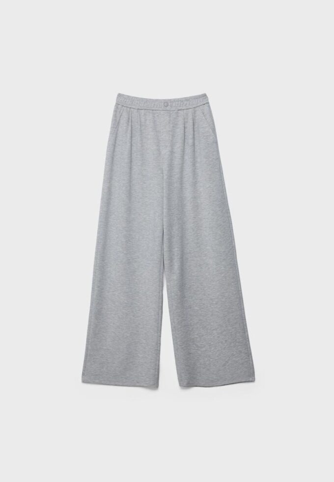 Soft Touch-Hose mit Abnähern Soft Touch-Hose mit Abnähern