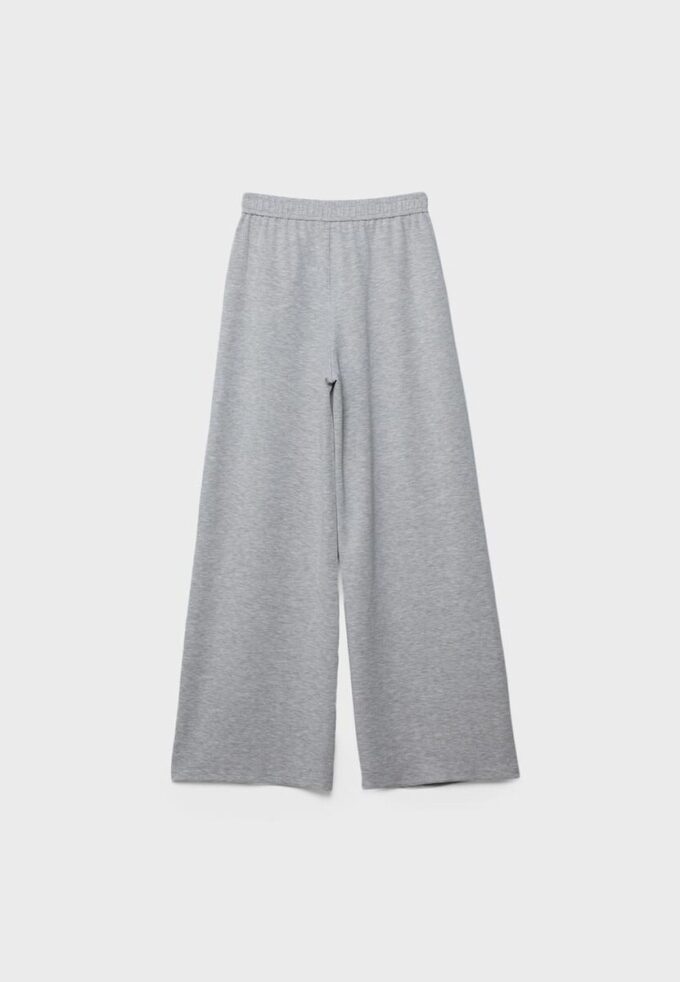 Soft Touch-Hose mit Abnähern Soft Touch-Hose mit Abnähern