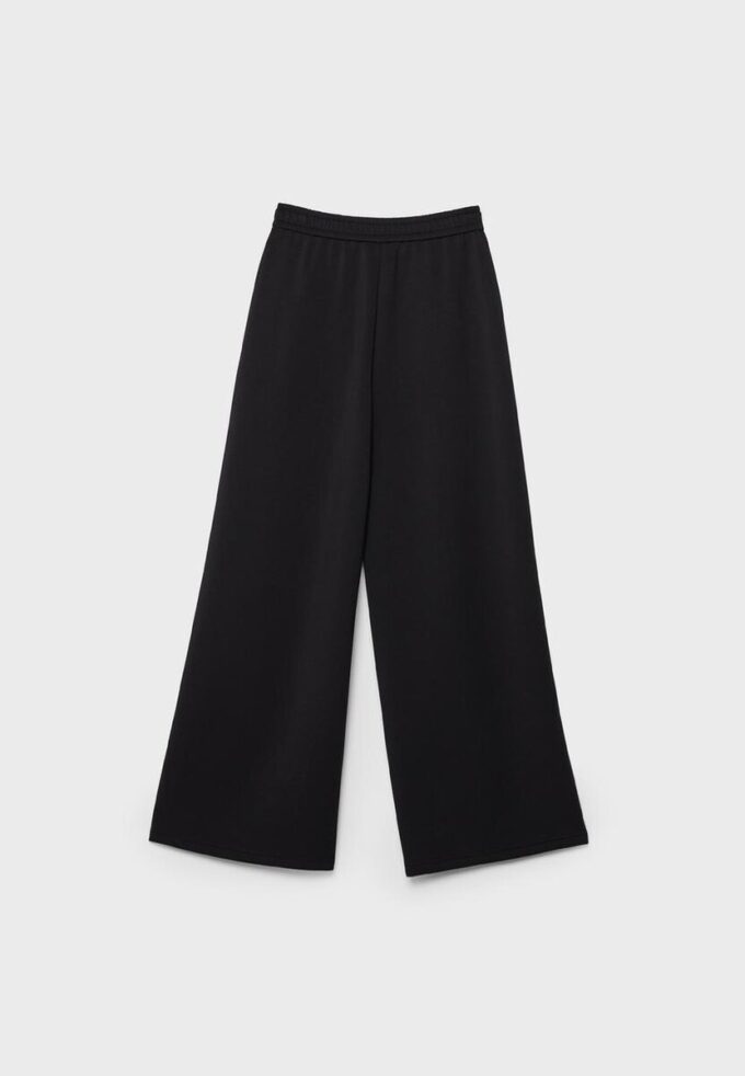 Soft Touch-Hose mit Abnähern Soft Touch-Hose mit Abnähern