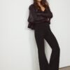 Soft Touch-Hose mit Schlag und Nahtdetail vorne
